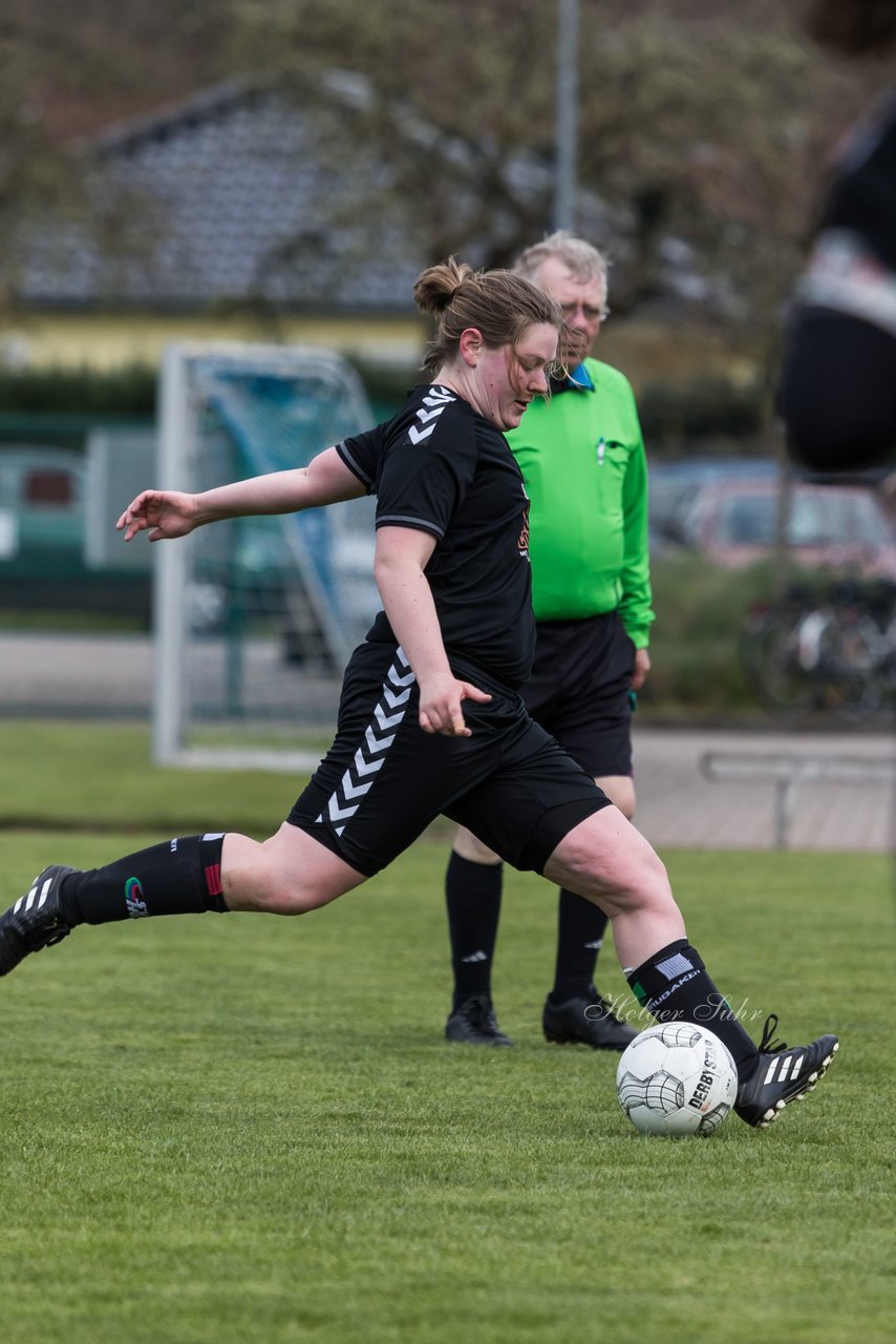 Bild 330 - Frauen TSV Wiemersdorf - SV Henstedt Ulzburg : Ergebnis: 0:4